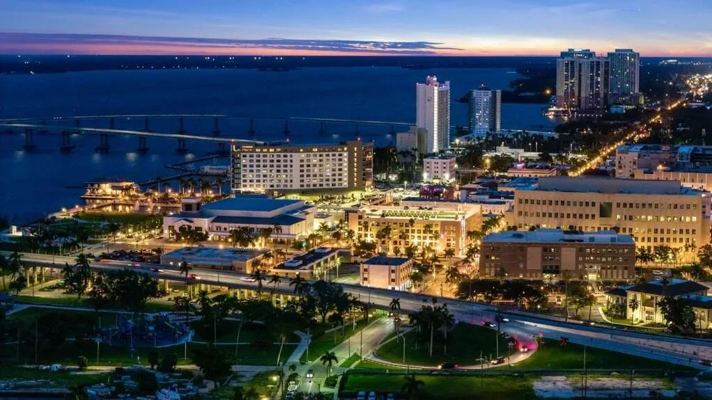 Downtown Fort Myers, Florida at dusk