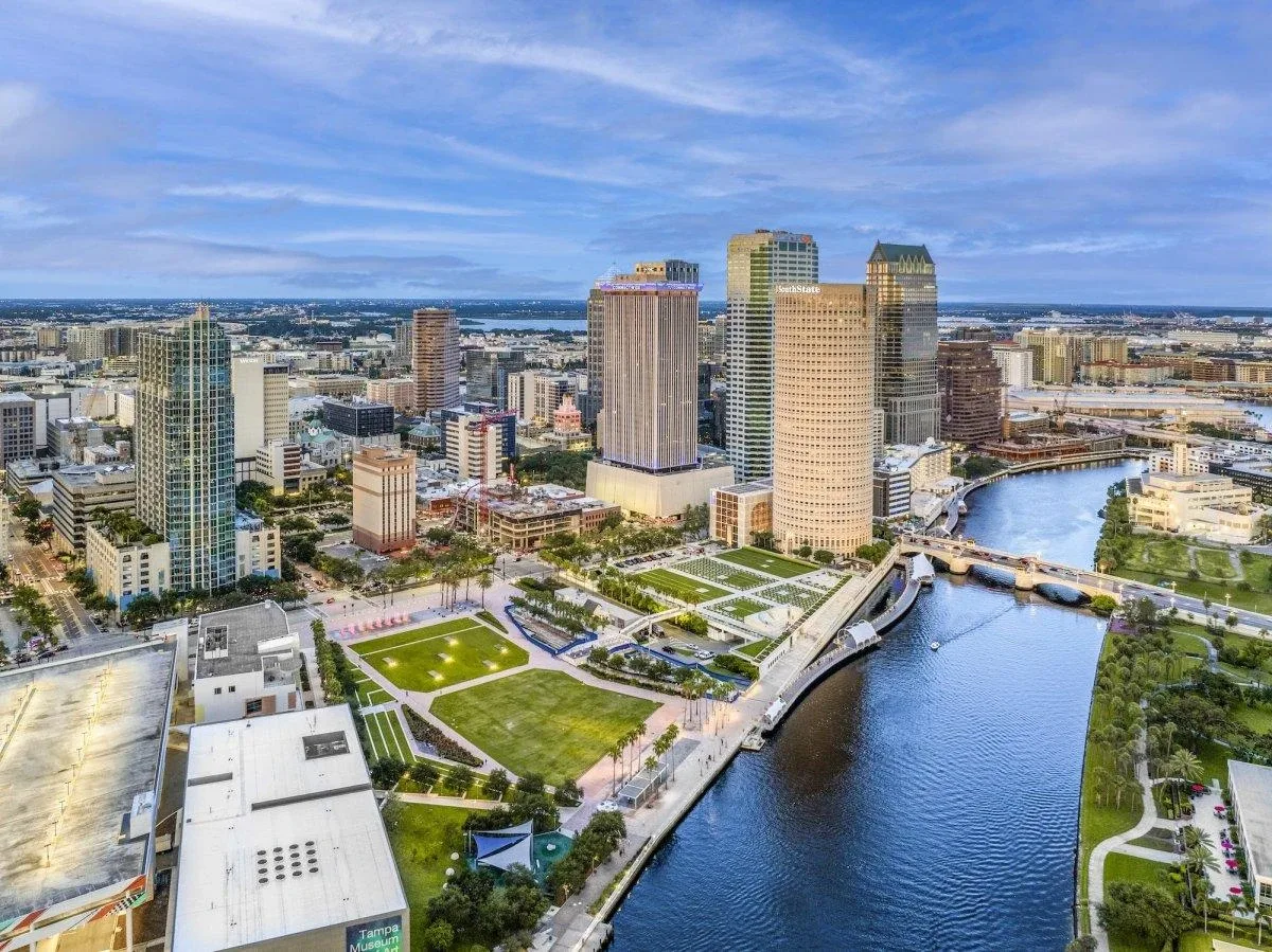 Aerial view of downtown Tampa, Florida and the Hillsborough River